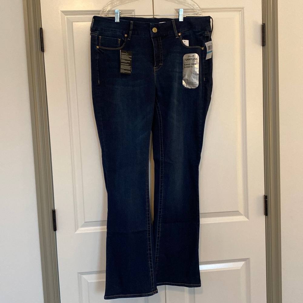 Seven7 Jeans NWT MidRise MicroBoot jeans size 20W